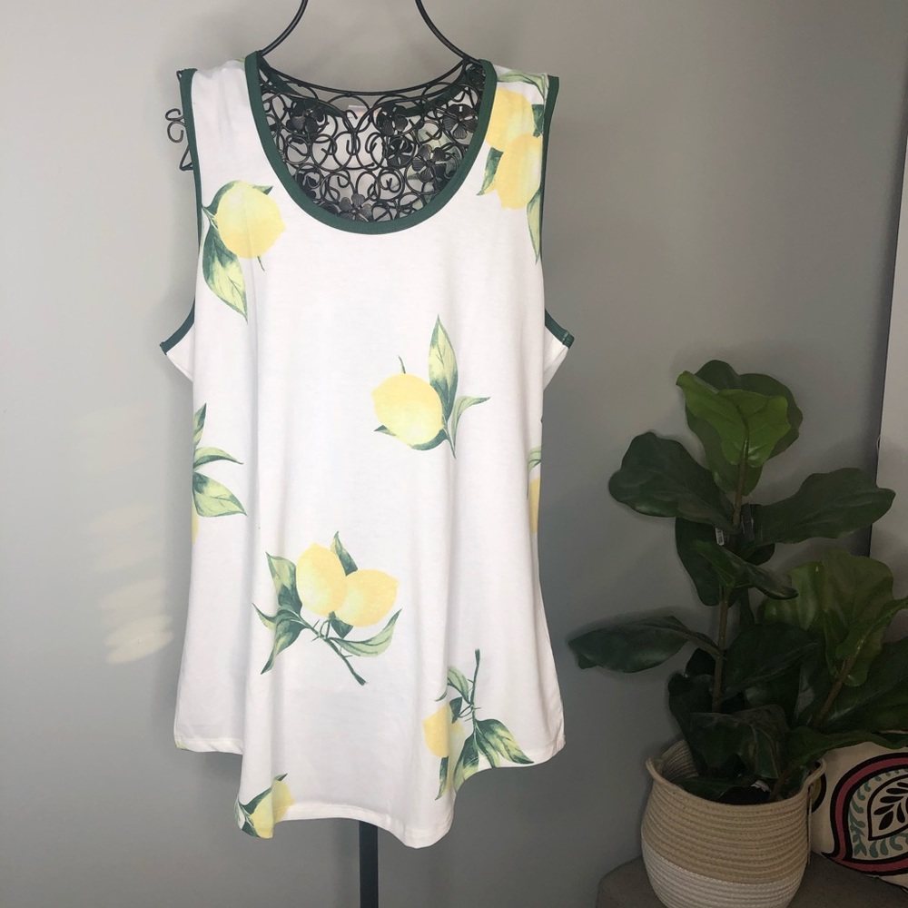 NWT LulaRoe Lemon Tank Top- L